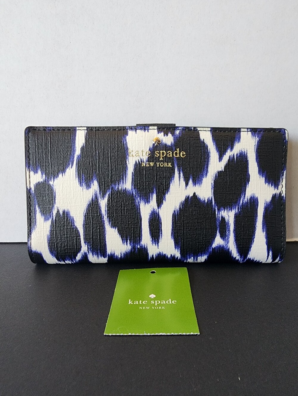 SOLD✨️NWT✨️ Kate Spade Emma Lane Stacy Snap Long Wallet, Storybook Lined